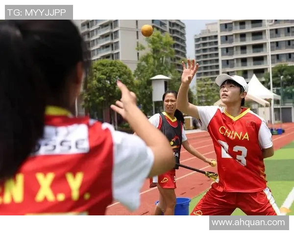 深入分析西安网球队整体压制战术及其对比赛的影响与优势 深入分析西安网球队整体压制战术及其对比赛的影响与优势