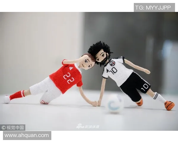 足球明星钩织艺术作品展现运动与创意的完美结合 足球明星钩织艺术作品展现运动与创意的完美结合